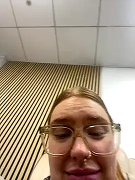 Snapshot of MysteriousMylaX chatting on December 15, 2025, 12:11 pm MysteriousMylaX online show from December 15, 2025, 12:11 pm