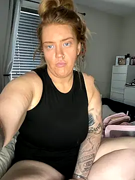 Snapshot of MysteriousMylaX chatting on November 30, 2025, 1:45 pm MysteriousMylaX online show from November 30, 2025, 1:45 pm