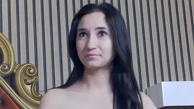 CarolinaBlair online show from March 17, 2026, 5:32 am