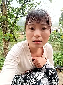 linda bae00 online show from March 25, 2026, 1:06 am