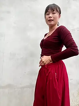 linda bae00 online show from April 2, 2026, 1:02 am