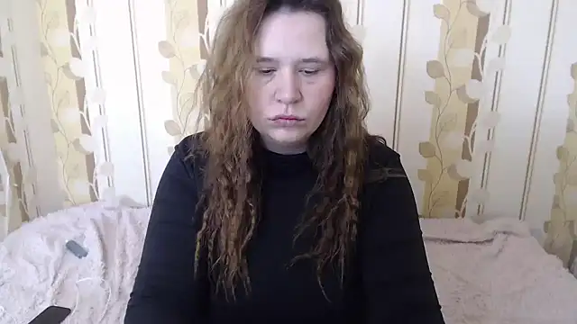 Snapshot of AdelinaLawson chatting on February 26, 2025, 5:24 am AdelinaLawson online show from February 26, 2025, 5:24 am