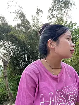 beobeo 2xx online show from April 9, 2026, 1:40 am