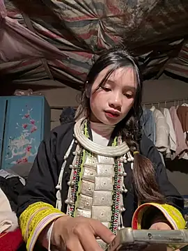 beobeo 2xx online show from February 5, 2026, 12:45 pm