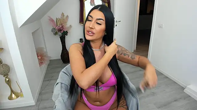 Snapshot of Ranya_Evy chatting on February 28, 2026, 4:17 pm Ranya Evy online show from February 28, 2026, 4:17 pm