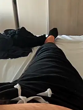 Snapshot of t-dog26 chatting on October 30, 2025, 2:58 pm t-dog26 online show from October 30, 2025, 2:58 pm