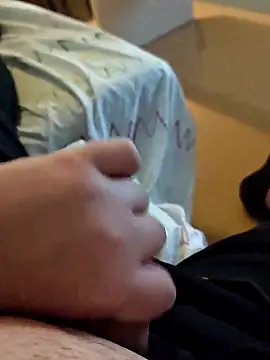 t-dog26 online show from April 2, 2026, 12:29 am