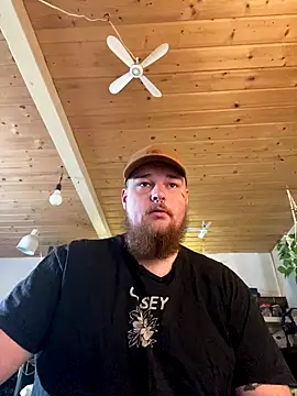 JohnDrippingCum online show from September 24, 2025, 7:59 am