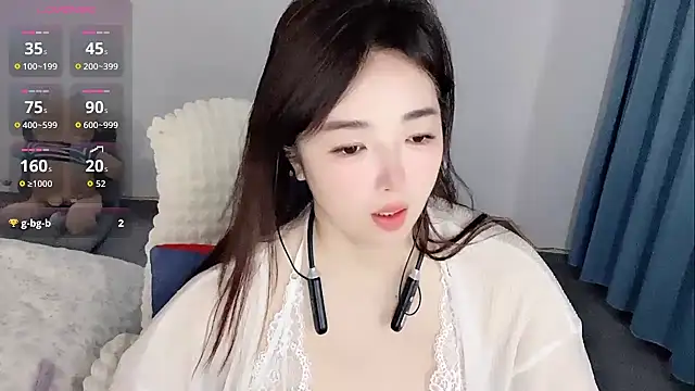 Xiali-166 online show from February 28, 2026, 10:53 pm