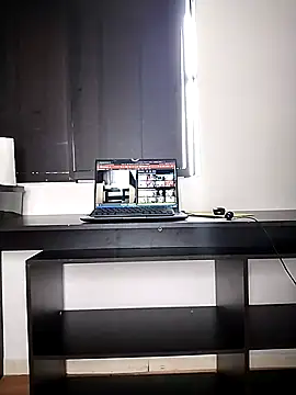 AikoKimura online show from February 25, 2026, 6:41 pm