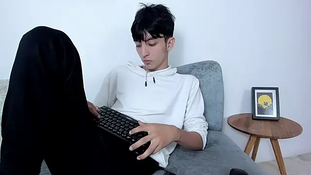 Snapshot of dear_jeycot chatting on November 6, 2025, 1:04 pm dear jeycot online show from November 6, 2025, 1:04 pm