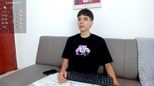 Snapshot of oblivion_deku chatting on January 15, 2026, 1:58 pm oblivion deku online show from January 15, 2026, 1:58 pm