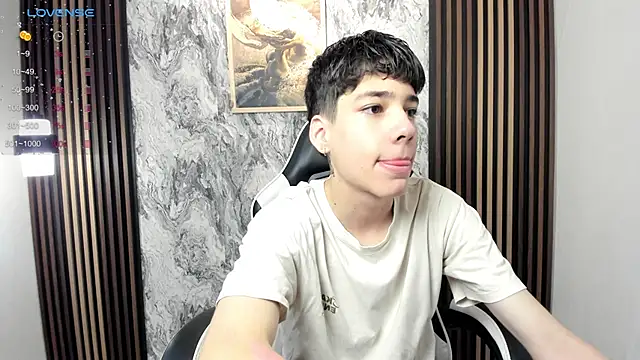 Snapshot of oblivion_deku chatting on September 13, 2025, 1:33 pm oblivion deku online show from September 13, 2025, 1:33 pm