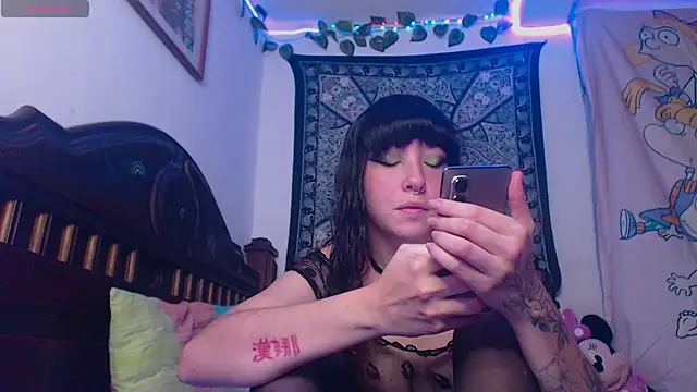 MysticNight  online show from September 25, 2025, 2:39 am