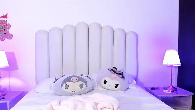 SofieBunnie online show from January 13, 2026, 10:46 pm