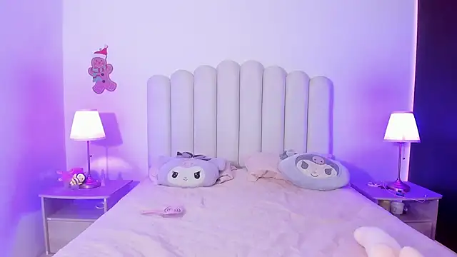 SofieBunnie online show from November 30, 2025, 10:10 pm