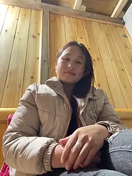 phungtiti online show from March 9, 2026, 2:15 am