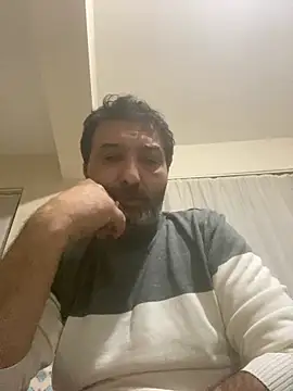 Snapshot of abs1088 chatting on February 4, 2026, 11:44 pm abs1088 online show from February 4, 2026, 11:44 pm