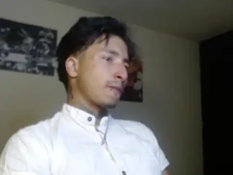 Snapshot of derek_devil24 chatting on May 29, 2026, 5:35 am derek devil24 online show from May 29, 2026, 5:35 am