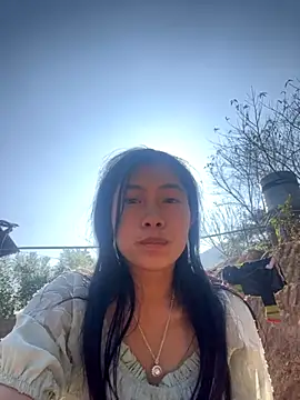 Snapshot of EmLy02 chatting on December 1, 2025, 7:31 am EmLy02 online show from December 1, 2025, 7:31 am