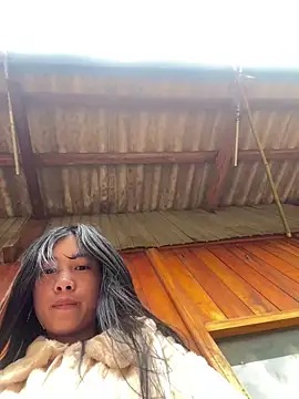 Snapshot of EmLy02 chatting on December 3, 2025, 12:12 am EmLy02 online show from December 3, 2025, 12:12 am