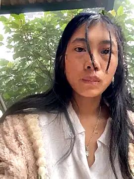 Snapshot of EmLy02 chatting on November 8, 2025, 11:52 pm EmLy02 online show from November 8, 2025, 11:52 pm