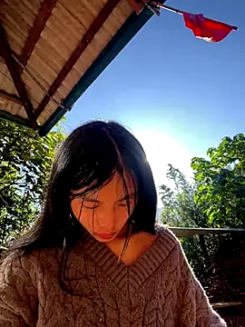 Snapshot of EmLy02 chatting on November 30, 2025, 1:28 am EmLy02 online show from November 30, 2025, 1:28 am