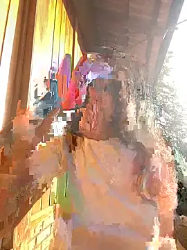 Snapshot of EmLy02 chatting on November 25, 2025, 12:44 am EmLy02 online show from November 25, 2025, 12:44 am