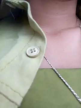 Snapshot of fanchunn chatting on October 31, 2025, 11:22 pm fanchunn online show from October 31, 2025, 11:22 pm