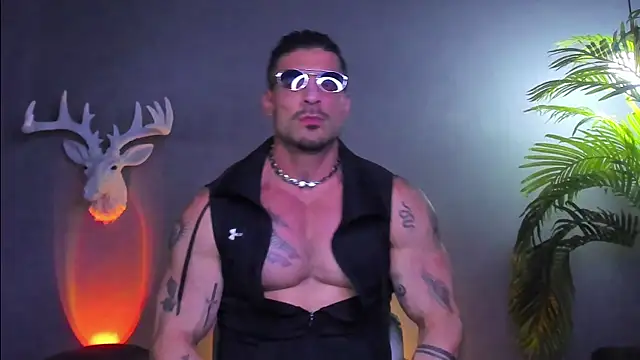 dennis cox1 online show from December 20, 2025, 9:17 pm