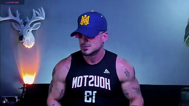 dennis cox1 online show from February 15, 2026, 10:52 pm