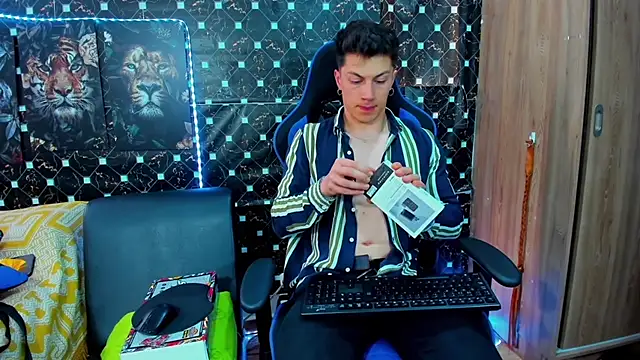 Snapshot of javiersexymann chatting on September 30, 2025, 8:59 pm javiersexymann online show from September 30, 2025, 8:59 pm