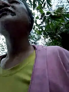 Snapshot of Mini3333 chatting on October 30, 2025, 11:34 pm Mini3333 online show from October 30, 2025, 11:34 pm