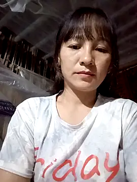 Snapshot of Mini3333 chatting on November 8, 2025, 10:57 pm Mini3333 online show from November 8, 2025, 10:57 pm