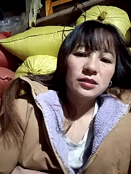 Snapshot of Mini3333 chatting on December 1, 2025, 5:47 pm Mini3333 online show from December 1, 2025, 5:47 pm