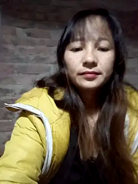 Snapshot of Mini3333 chatting on December 22, 2025, 10:32 pm Mini3333 online show from December 22, 2025, 10:32 pm