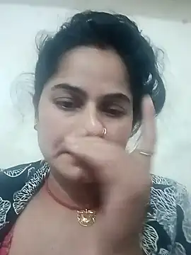 Snapshot of JULEE-740 chatting on December 2, 2025, 11:50 pm JULEE-740 online show from December 2, 2025, 11:50 pm