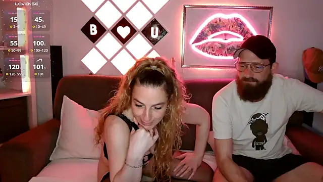 XBellaXundXUweX online show from March 19, 2026, 9:15 pm