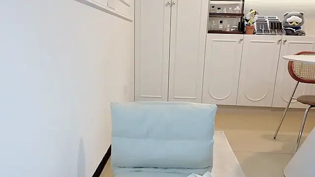 xxxjbgdrgn online show from December 18, 2025, 2:32 pm