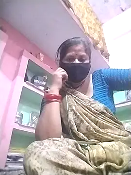 Rajnee33A online show from April 16, 2026, 12:11 am