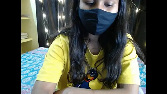 Snapshot of Vanya_7 chatting on November 7, 2025, 9:08 pm Vanya 7 online show from November 7, 2025, 9:08 pm