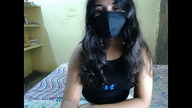 Snapshot of Vanya_7 chatting on October 13, 2025, 7:15 pm Vanya 7 online show from October 13, 2025, 7:15 pm