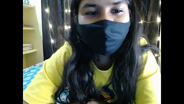 Snapshot of Vanya_7 chatting on November 7, 2025, 9:03 am Vanya 7 online show from November 7, 2025, 9:03 am