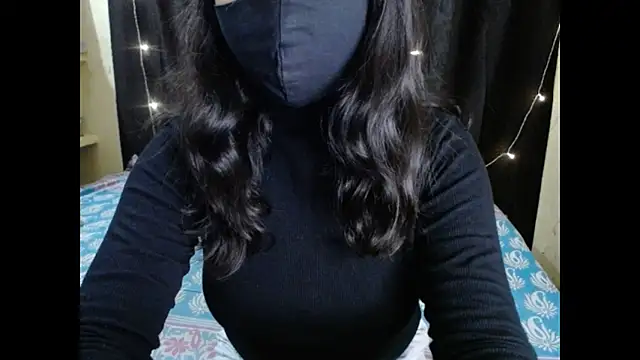 Snapshot of Vanya_7 chatting on November 30, 2025, 11:33 am Vanya 7 online show from November 30, 2025, 11:33 am