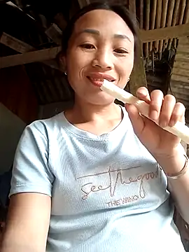 lucybaby00 online show from March 1, 2026, 10:26 am