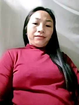 lucybaby00 online show from February 20, 2026, 10:44 pm