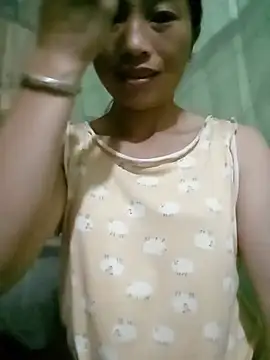 Snapshot of lucybaby00 chatting on July 2, 2026, 10:38 pm lucybaby00 online show from July 2, 2026, 10:38 pm