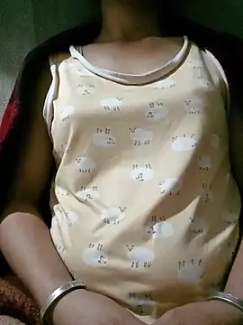 Snapshot of lucybaby00 chatting on July 19, 2026, 11:23 pm lucybaby00 online show from July 19, 2026, 11:23 pm