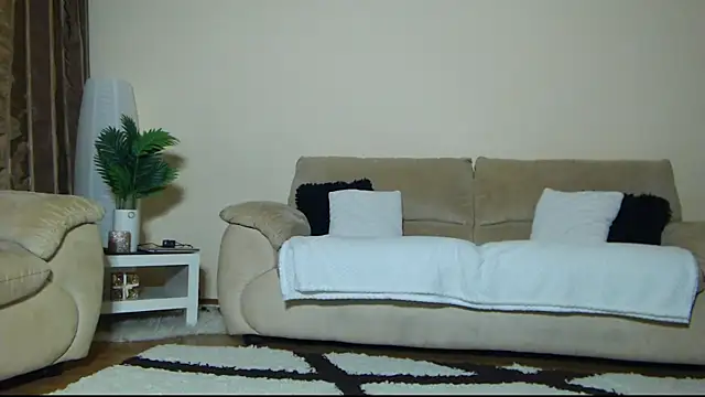 AnneSins online show from February 26, 2026, 5:29 am