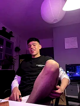 hiddenwave online show from October 30, 2025, 5:28 am